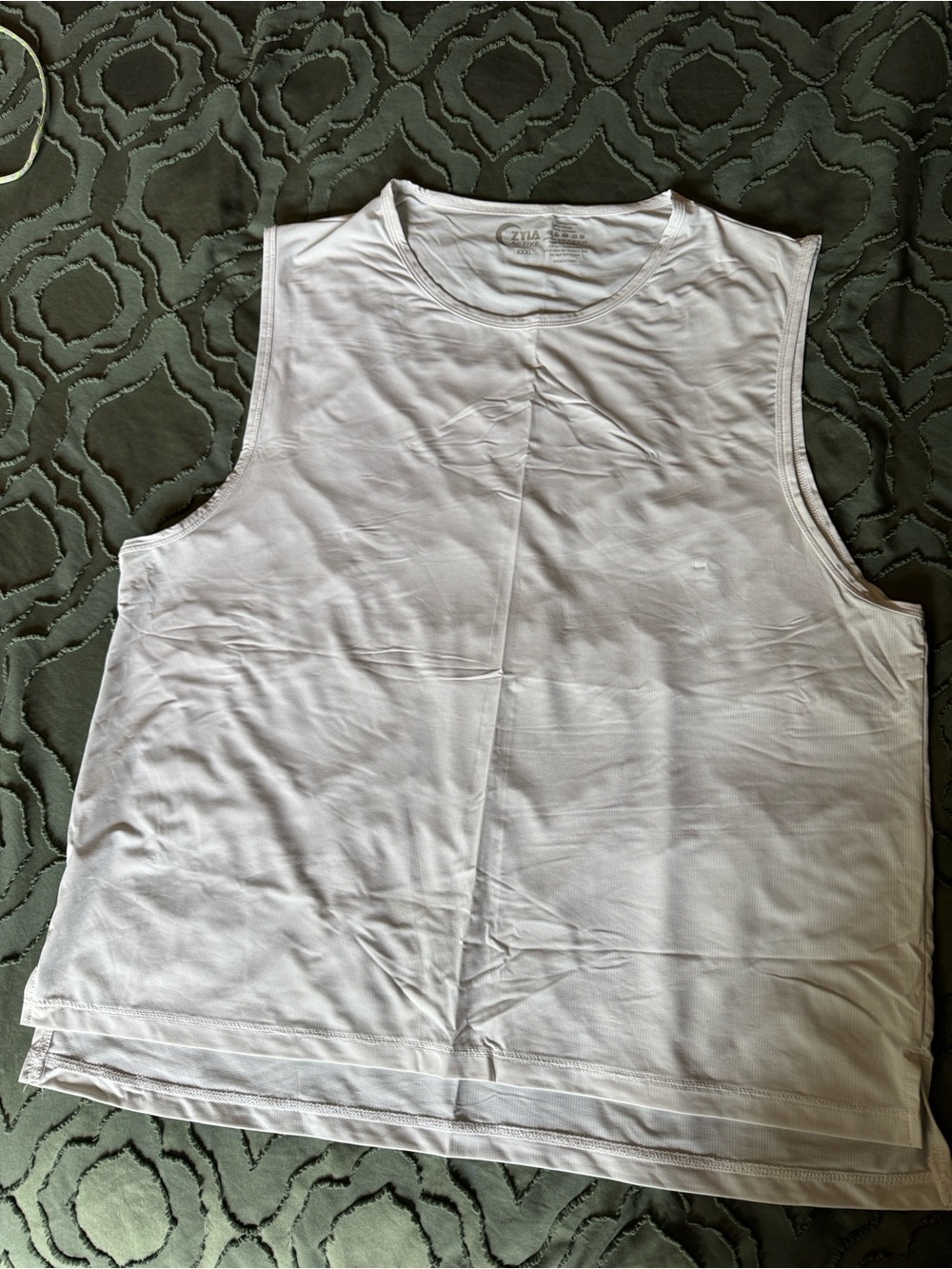 Zyia White Sleeveless Muscle Tank